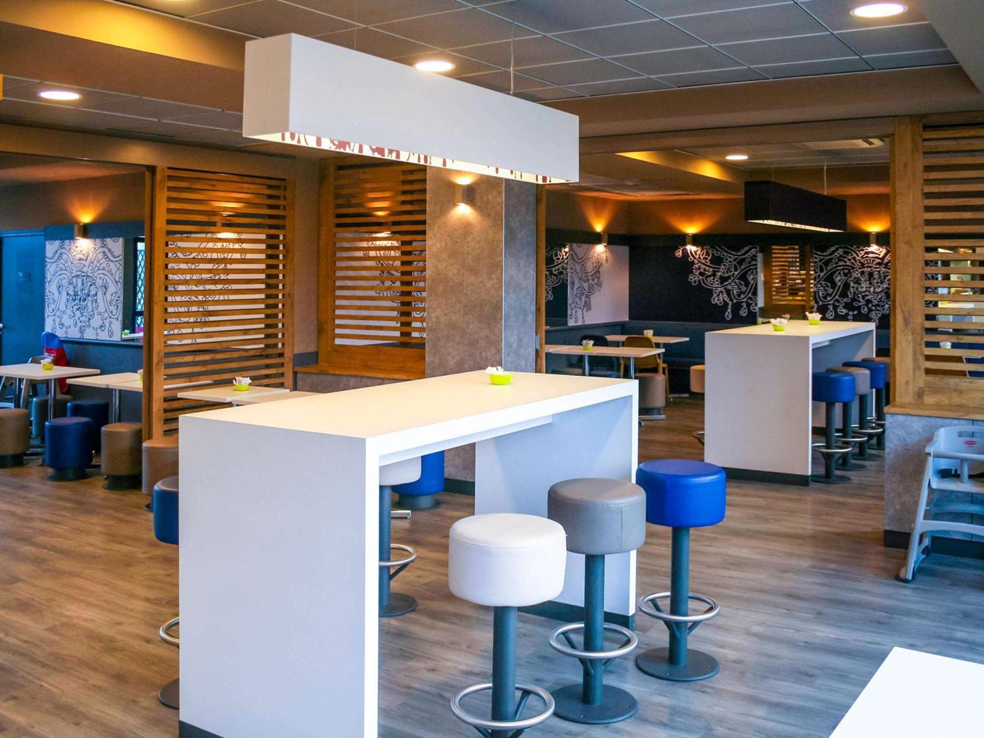 Ibis Budget Marne La Vallee Pontault Combault Ngoại thất bức ảnh