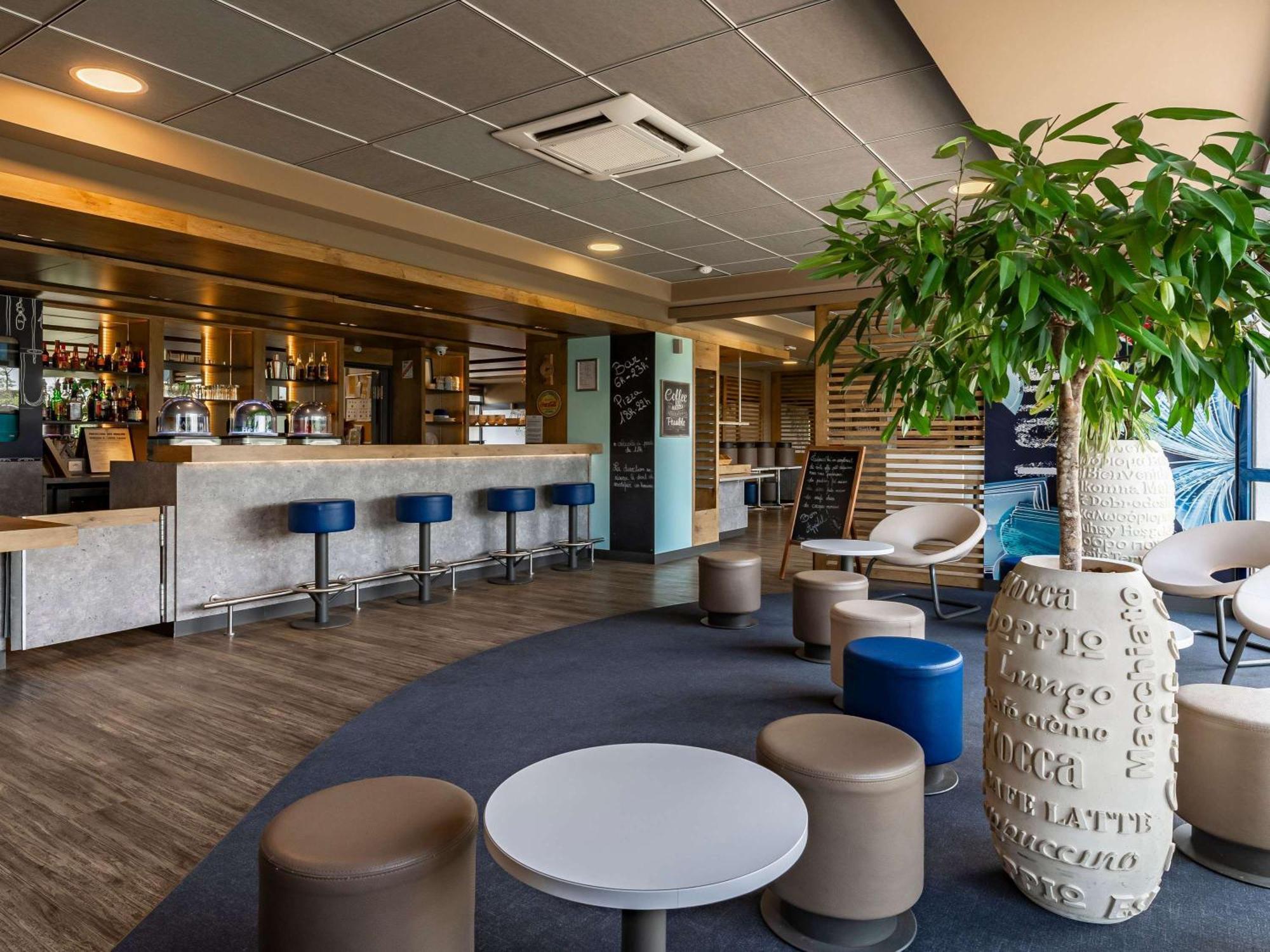 Ibis Budget Marne La Vallee Pontault Combault Ngoại thất bức ảnh