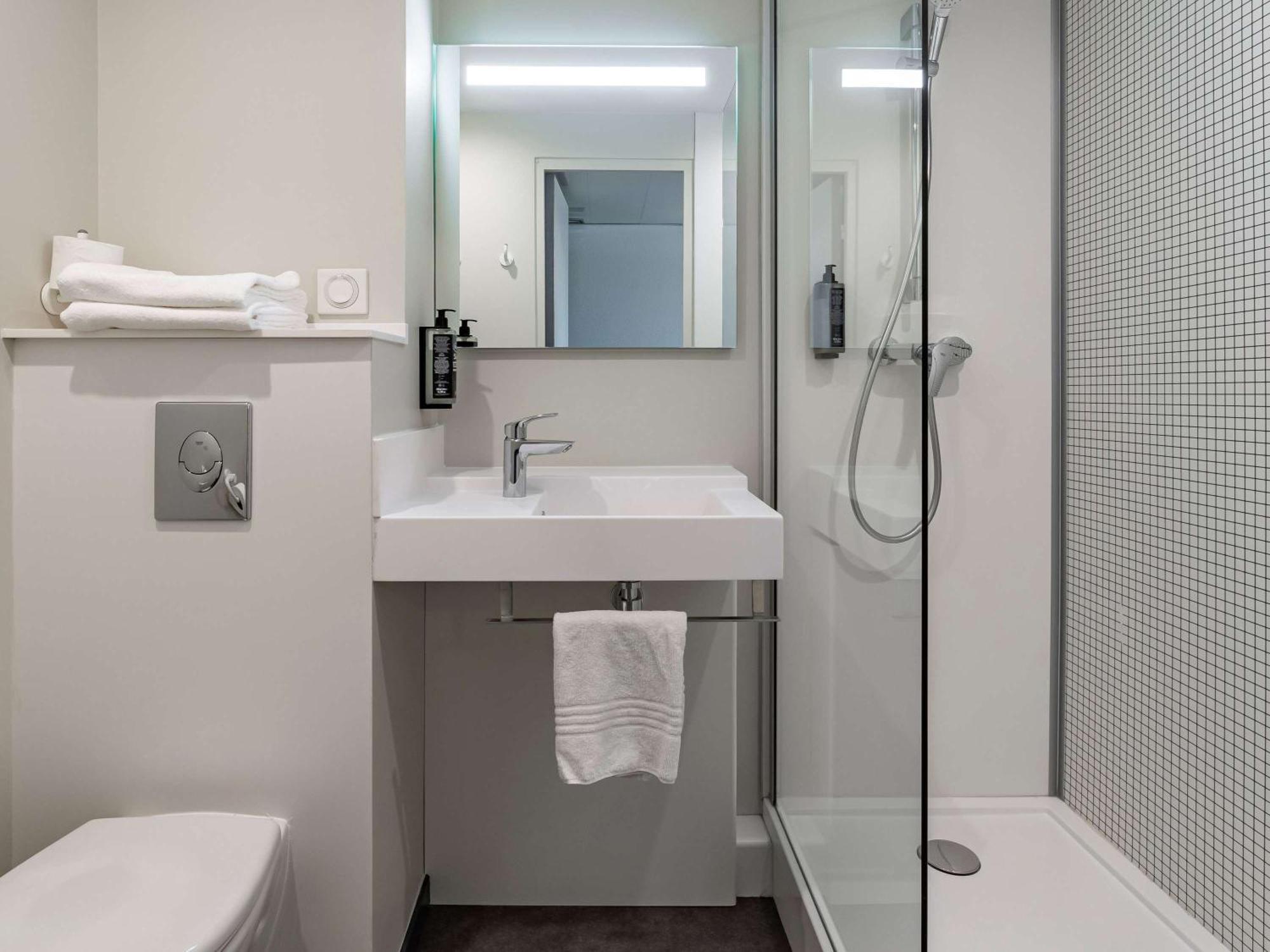 Ibis Budget Marne La Vallee Pontault Combault Ngoại thất bức ảnh