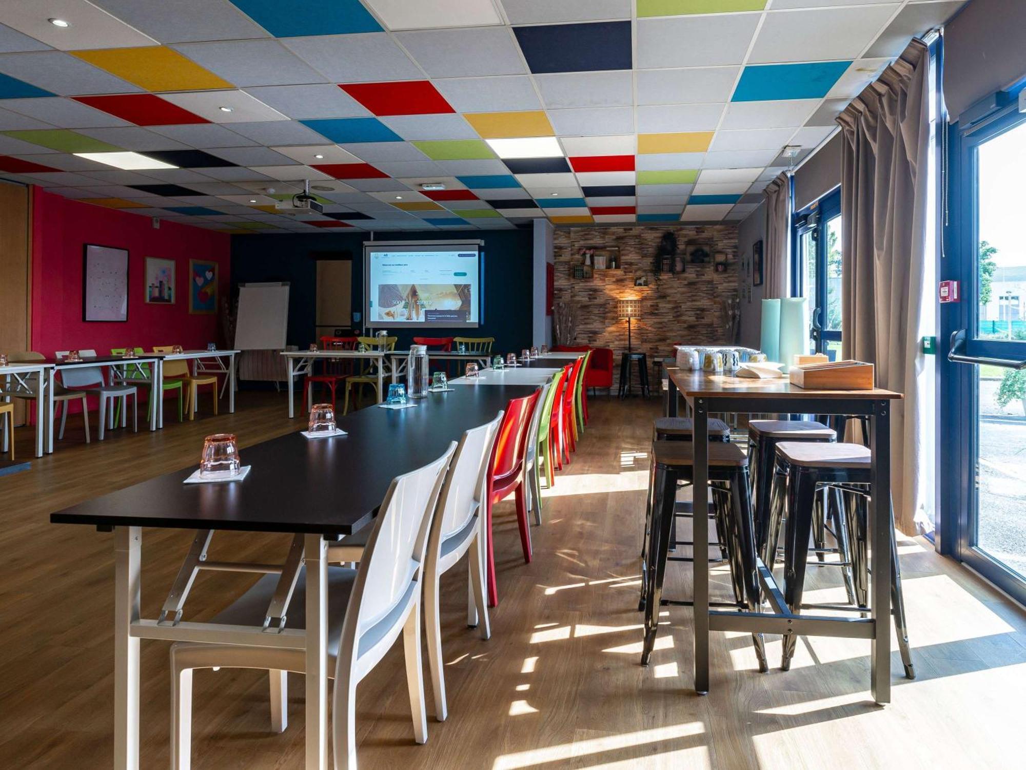 Ibis Budget Marne La Vallee Pontault Combault Ngoại thất bức ảnh