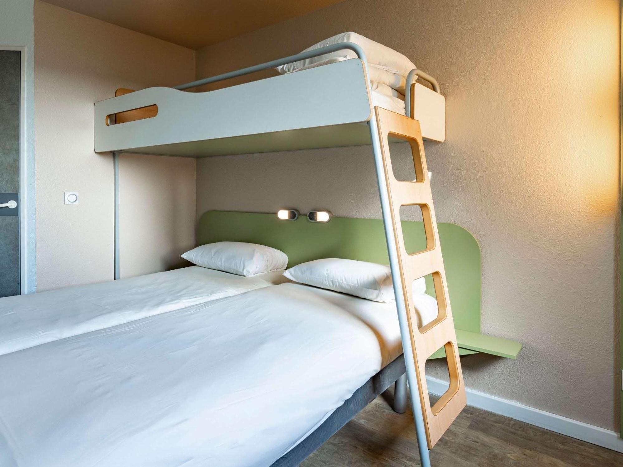 Ibis Budget Marne La Vallee Pontault Combault Ngoại thất bức ảnh