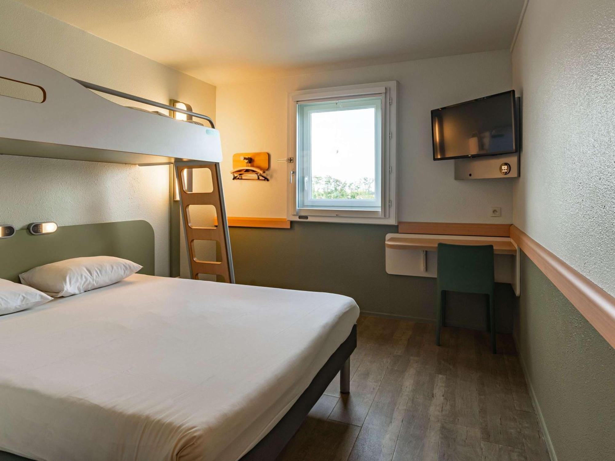 Ibis Budget Marne La Vallee Pontault Combault Ngoại thất bức ảnh