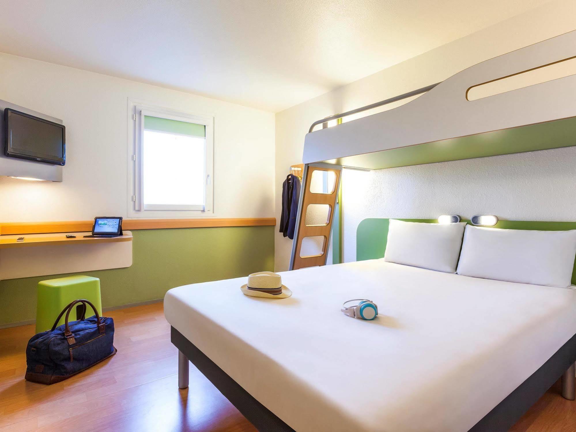 Ibis Budget Marne La Vallee Pontault Combault Ngoại thất bức ảnh