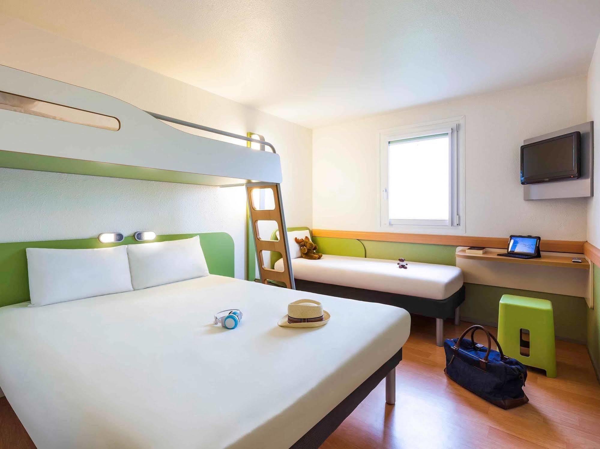 Ibis Budget Marne La Vallee Pontault Combault Ngoại thất bức ảnh